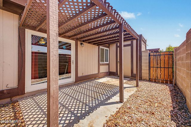 1827 E KIRKLAND Lane A, Tempe, AZ 85281