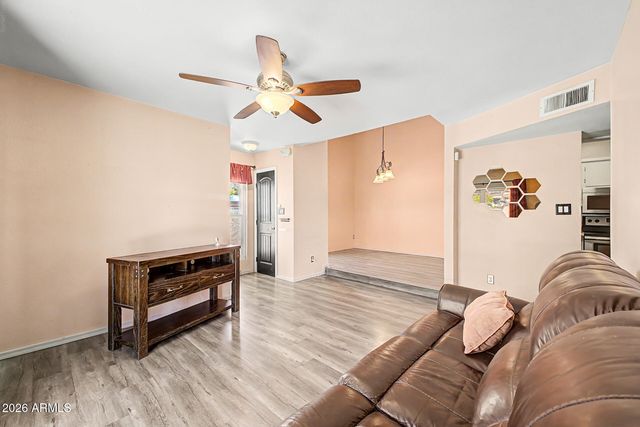 1827 E KIRKLAND Lane A, Tempe, AZ 85281