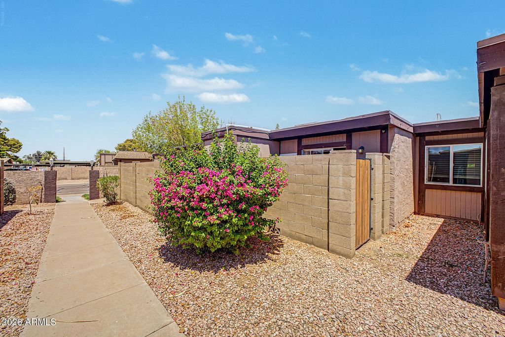 1827 E KIRKLAND Lane A, Tempe, AZ 85281 — photo 2