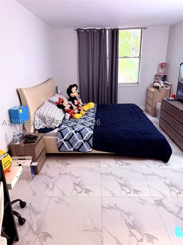 1800 Sans Souci Blvd 336, North Miami, FL 33181