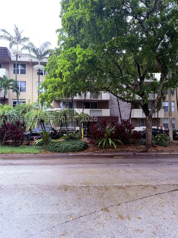 1800 Sans Souci Blvd 336, North Miami, FL 33181