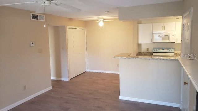 5530 CHRISHIRE WAY D107, Orlando, FL 32822