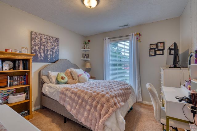 3700 Mariner Drive, Evansville, IN 47711