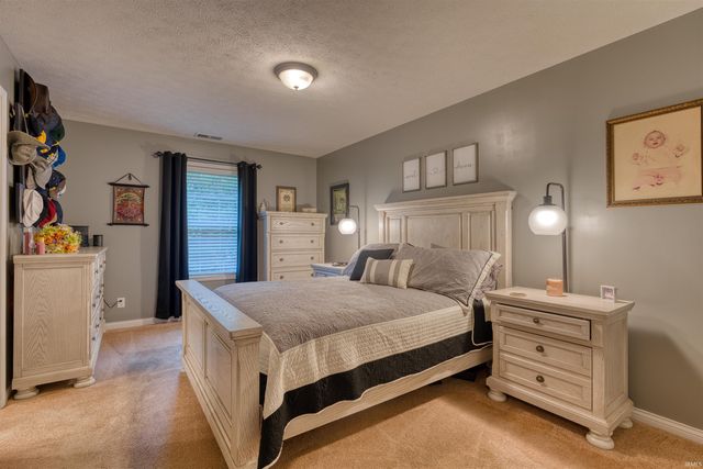 3700 Mariner Drive, Evansville, IN 47711