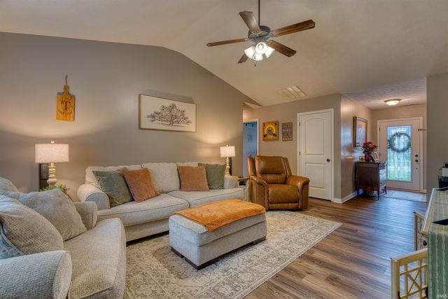 3700 Mariner Drive, Evansville, IN 47711