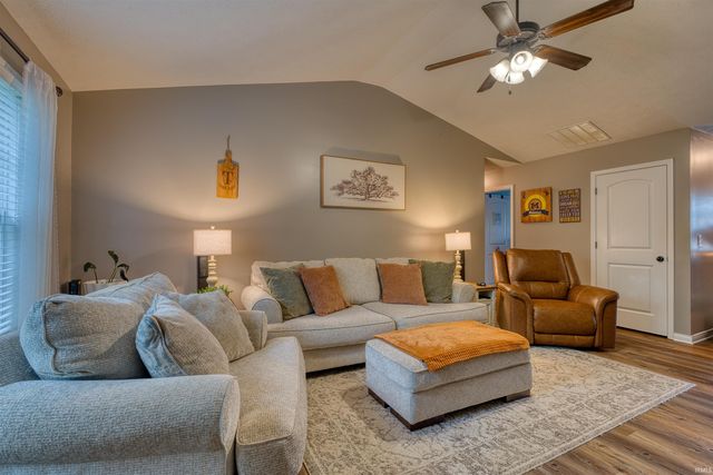 3700 Mariner Drive, Evansville, IN 47711