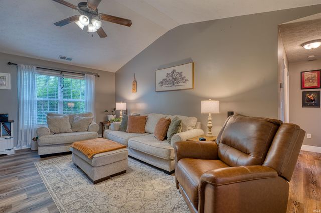 3700 Mariner Drive, Evansville, IN 47711