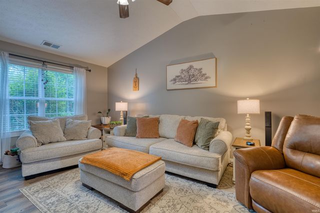 3700 Mariner Drive, Evansville, IN 47711