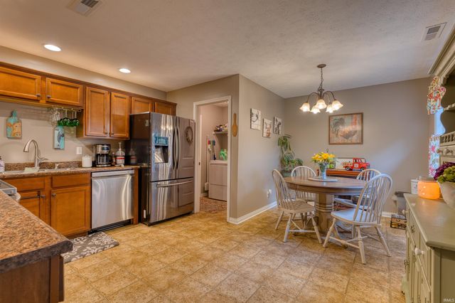 3700 Mariner Drive, Evansville, IN 47711