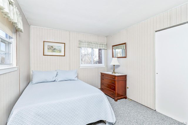 144 Oak Street, Medford, NY 11763