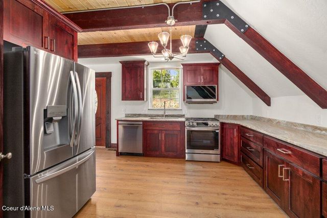 141 Amaze Way, Athol, ID 83801