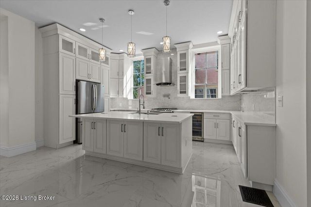 1409 Hepburn Ave, Louisville, KY 40204