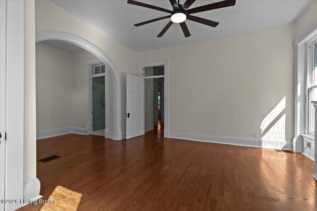 1409 Hepburn Ave, Louisville, KY 40204
