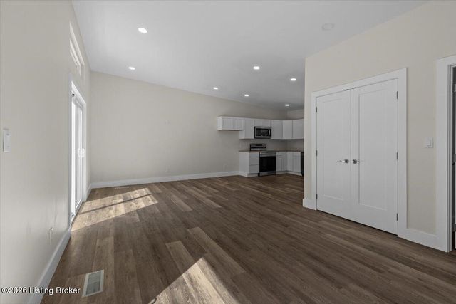 1409 Hepburn Ave, Louisville, KY 40204