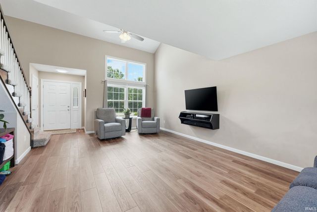 1851 Meadowsweet Parkway, Fort Wayne, IN 46808