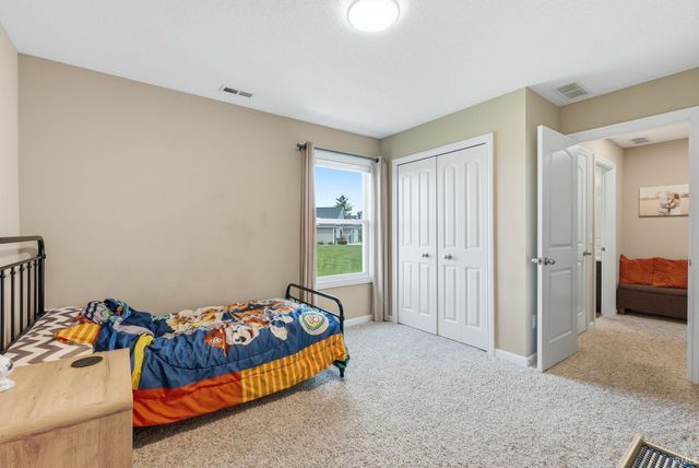 1851 Meadowsweet Parkway, Fort Wayne, IN 46808