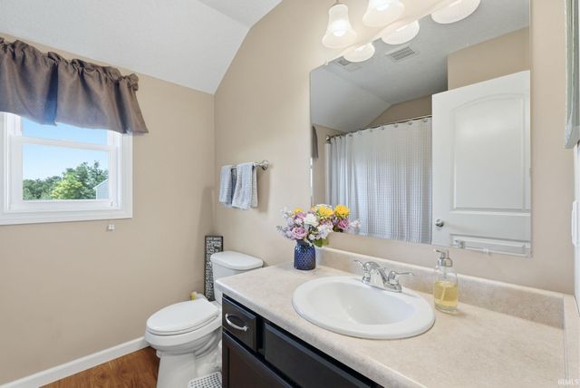 1851 Meadowsweet Parkway, Fort Wayne, IN 46808