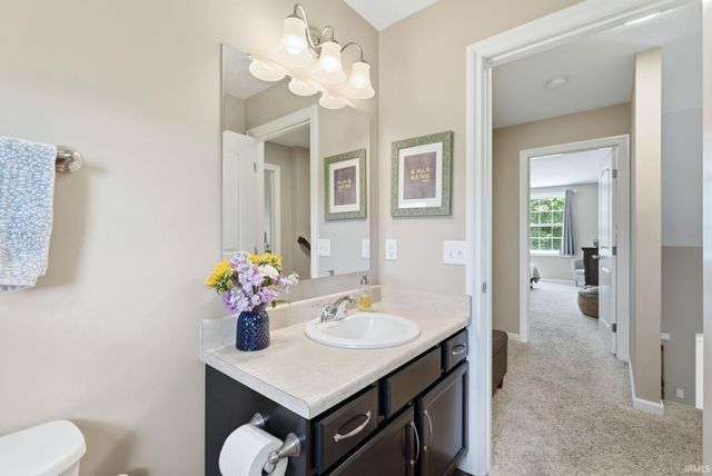 1851 Meadowsweet Parkway, Fort Wayne, IN 46808