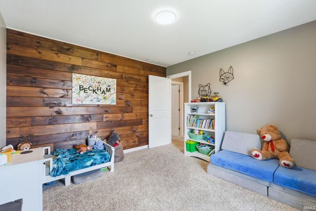 1851 Meadowsweet Parkway, Fort Wayne, IN 46808