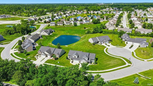 1851 Meadowsweet Parkway, Fort Wayne, IN 46808
