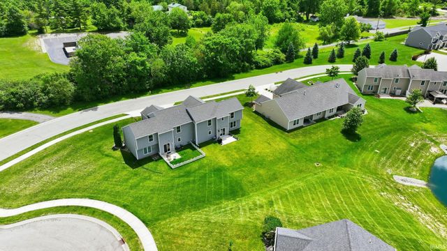 1851 Meadowsweet Parkway, Fort Wayne, IN 46808
