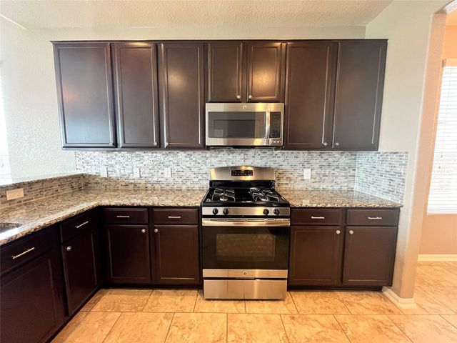 15103 Signal Ridge Way, Cypress, TX 77429