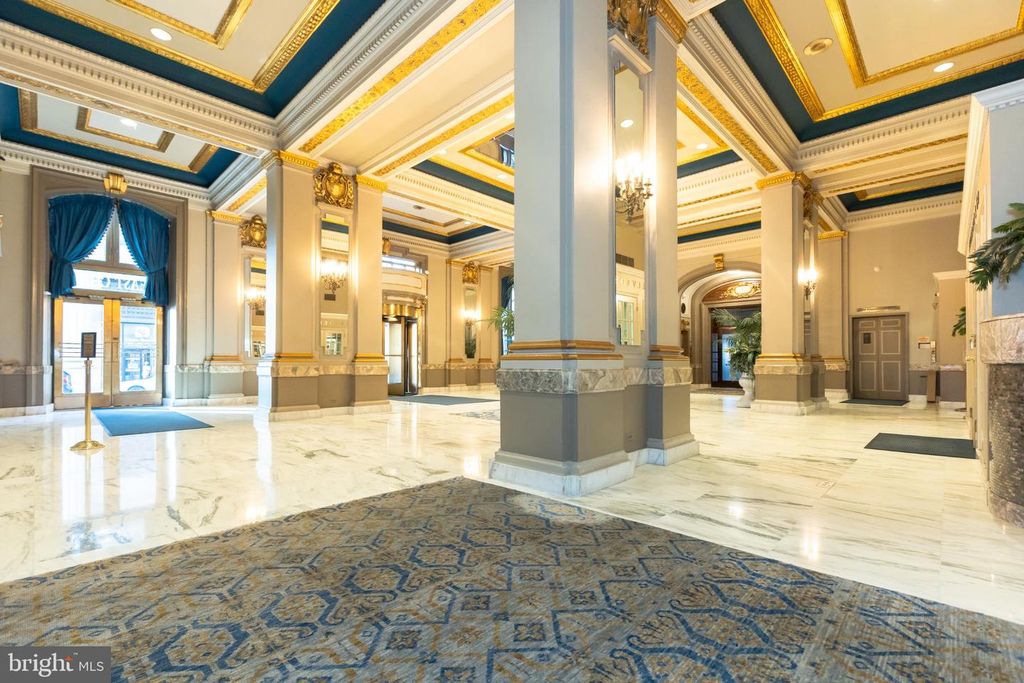 Image 4 of property listing at 1 E CHASE ST #712, Baltimore, MD 21202