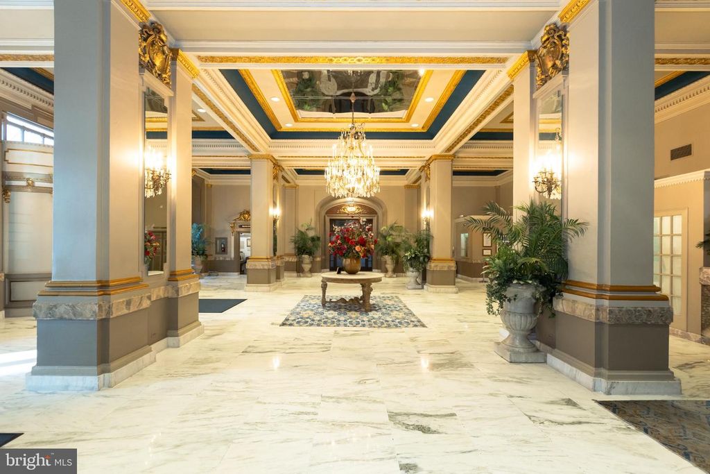 Image 44 of property listing at 1 E CHASE ST #712, Baltimore, MD 21202