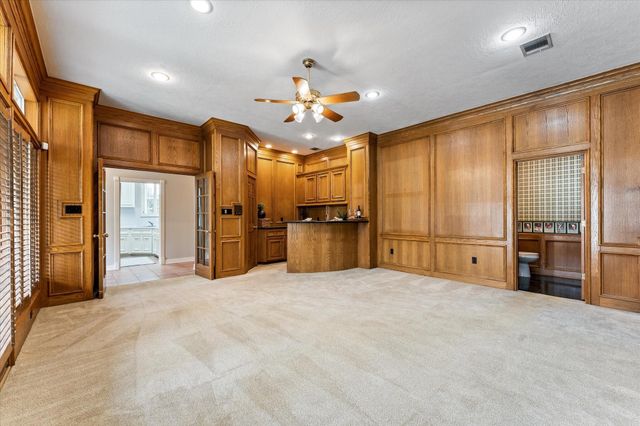 36 Champions Bend Circle, Houston, TX 77069
