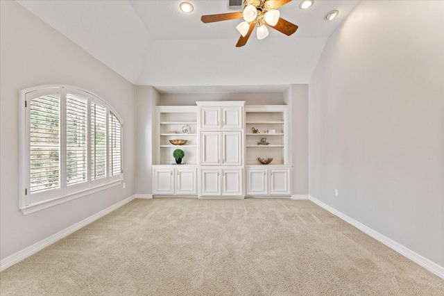 36 Champions Bend Circle, Houston, TX 77069