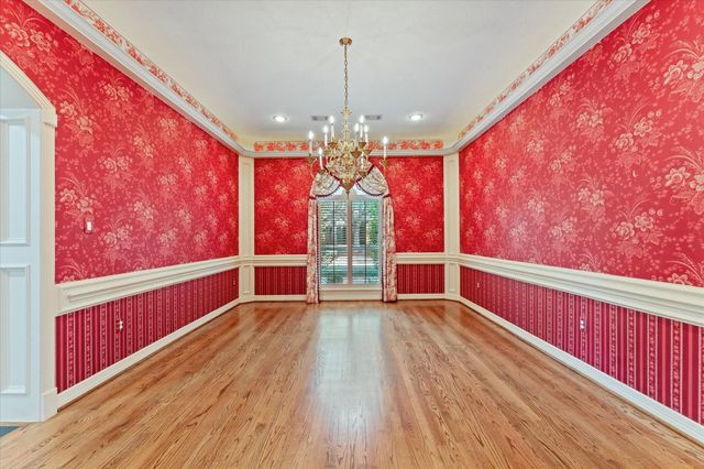 36 Champions Bend Circle, Houston, TX 77069