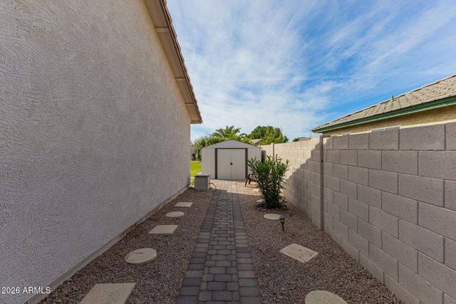 10423 E Crescent Avenue, Mesa, AZ 85208