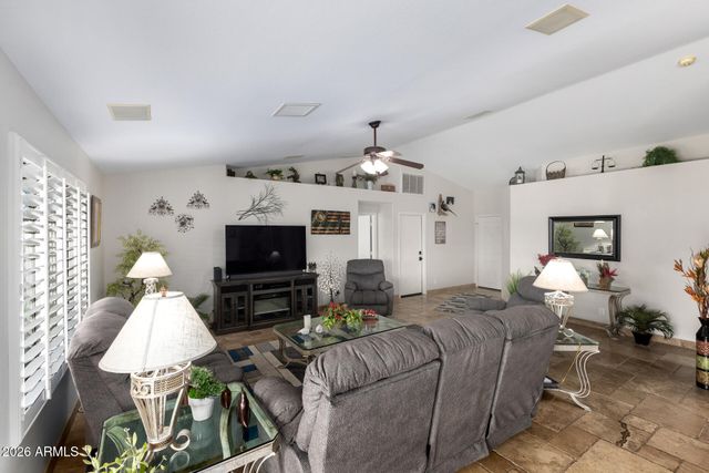 10423 E Crescent Avenue, Mesa, AZ 85208