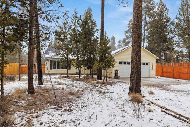 17316 Golden Eye Drive, Bend, OR 97707