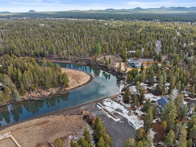 17316 Golden Eye Drive, Bend, OR 97707