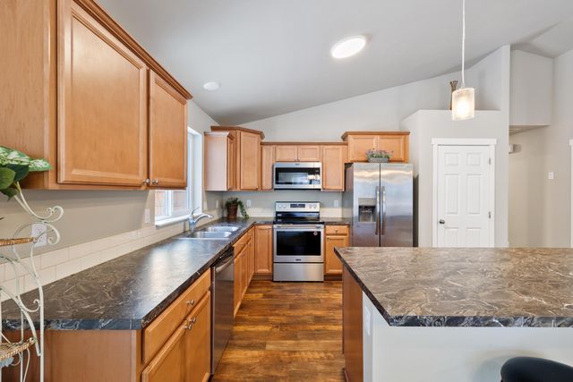 17316 Golden Eye Drive, Bend, OR 97707