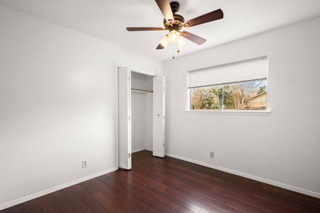 9836 Childress DR, Austin, TX 78753