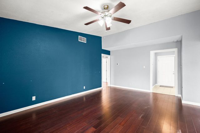 9836 Childress DR, Austin, TX 78753