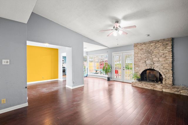 9836 Childress DR, Austin, TX 78753