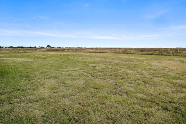 915 S Tignor Street, Pampa, TX 79065