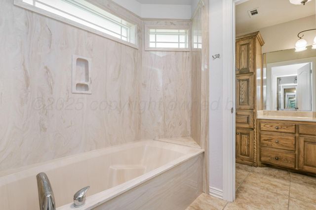 915 S Tignor Street, Pampa, TX 79065