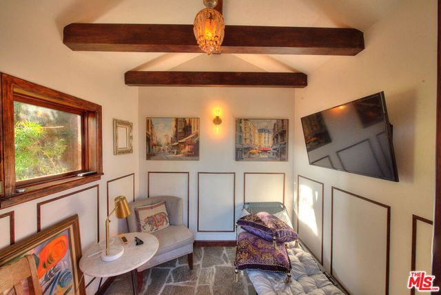 305 W Ellis Avenue, Inglewood, CA 90302