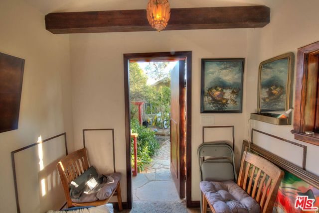 305 W Ellis Avenue, Inglewood, CA 90302