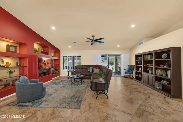 61852 E Sandlewood Road, Tucson, AZ 85739