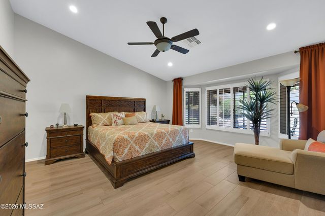 61852 E Sandlewood Road, Tucson, AZ 85739