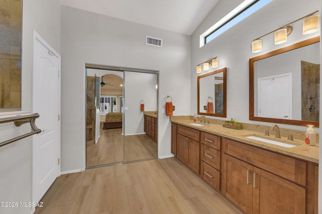 61852 E Sandlewood Road, Tucson, AZ 85739