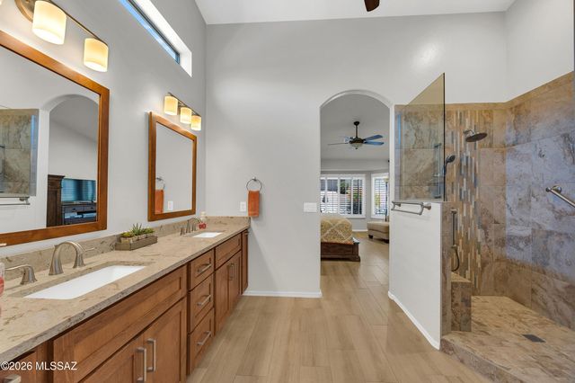 61852 E Sandlewood Road, Tucson, AZ 85739