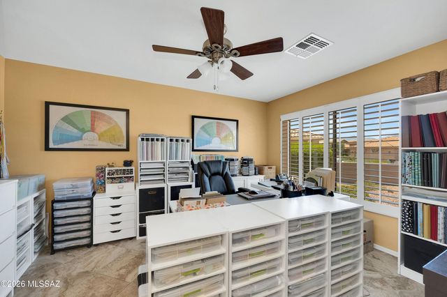 61852 E Sandlewood Road, Tucson, AZ 85739