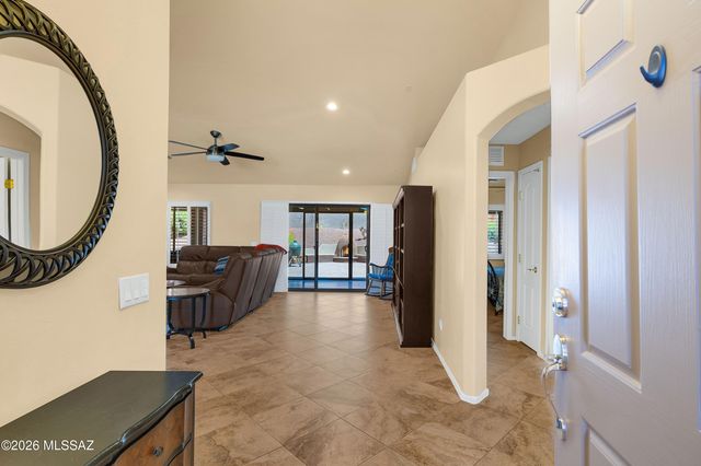 61852 E Sandlewood Road, Tucson, AZ 85739