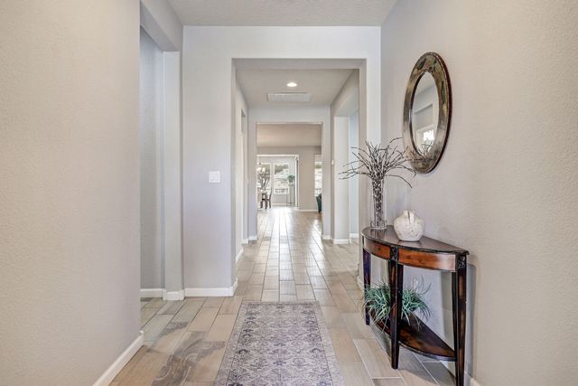 4920 Calle Espana NW, Albuquerque, NM 87120